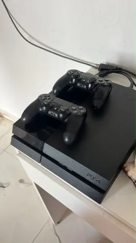 PlayStation 4 HD SSD MEMÓRIA  1 terá  chama no WhatsApp *