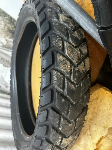 Pneu Aro 17 Pirelli Mt60 110/90-17 60p Traseiro