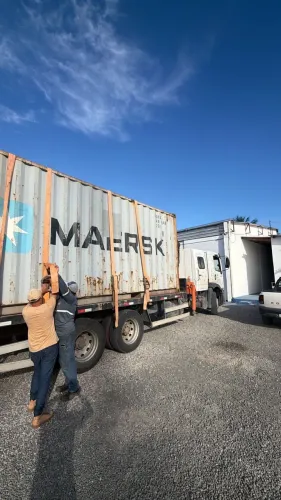 Contêiner 6m 20 pés usado