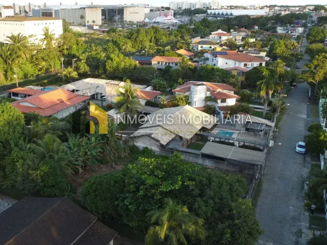 Casa de condomínio para venda possui 1000 metros quadrados em Centro - Lauro de Freitas -