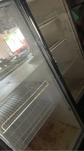 Freezer vertical frecon