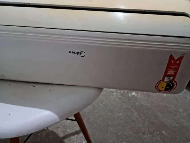 Vendo esta peça de ar condicionado
