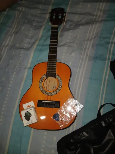 Cavaquinho acústico King  kit completo com capa palhetas afinador com Bag tudo novo