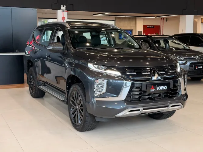 Mitsubishi Pajero Sport Legend Black 2.4 4X4 (die) Aut. 2025
