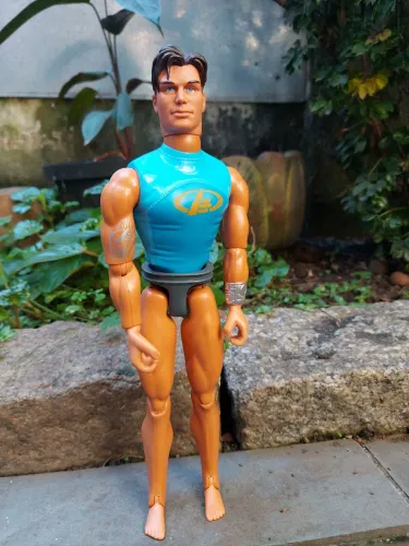 Boneco Max Steel