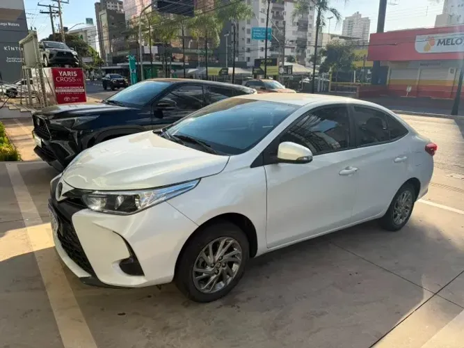 Toyota Yaris XS Sedan 1.5 Flex 16V 4P Aut. 2024
