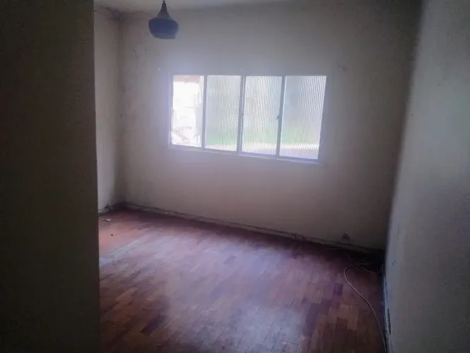 APARTAMENTO À VENDA  CENTRO DE PETRÓPOLIS/RJ
