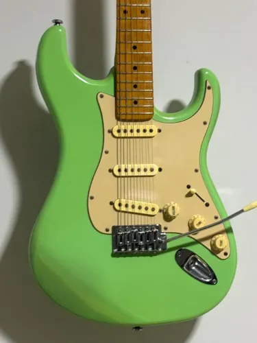 GUITARRA TAGIMA T530