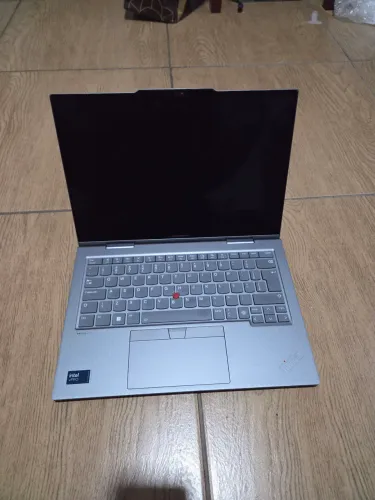 Notebook Lenovo thinkpad 2in1 touch ultra 7, 32gb ram, ssd 512gb top.