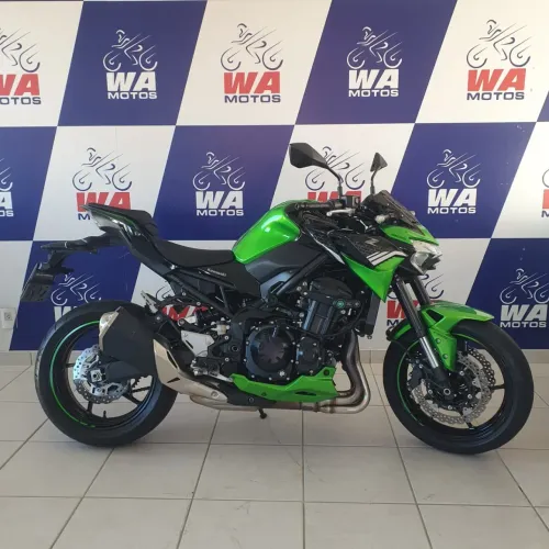 KAWASAKI Z900 VERDE 2021