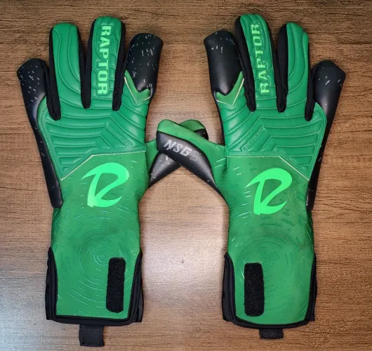 Luva de Goleiro Raptor Element, Verde/Preto 11