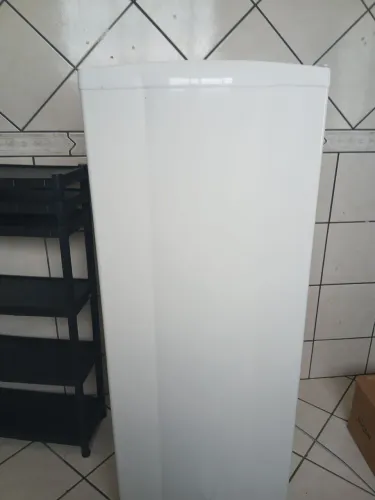 Geladeira compacta