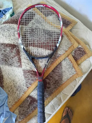 Raquete esportiva