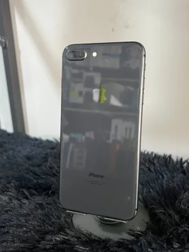 IPHONE 8 PLUS