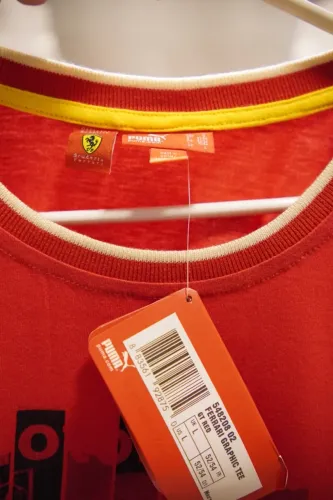 Camiseta puma Ferrari nova