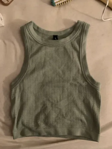 Blusinha regata verde feminina