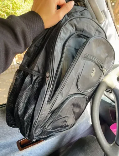 Mochila grande preta - pronta entrega 