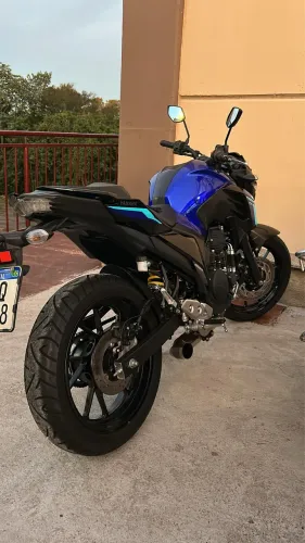 Fazer 250