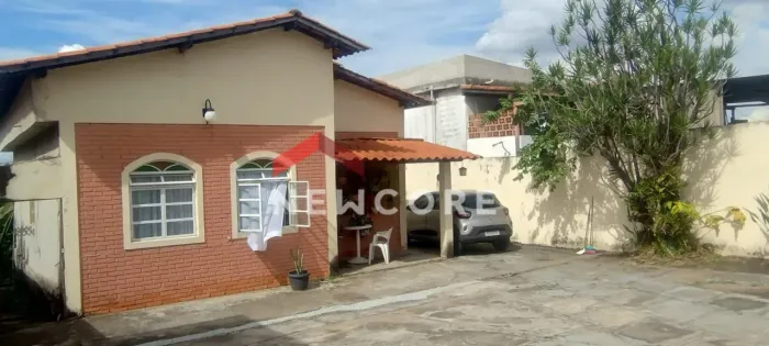 Casa em Rua Zamiro Nelson de Souza - Funcionários - Contagem/MG