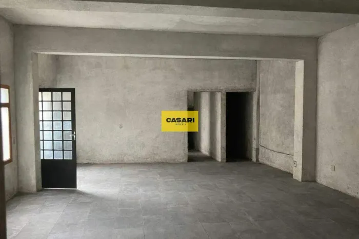 Prédio Comercial com Salões e Apartamento 284m² | Santo André.