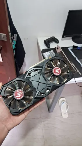 Placa de video rx580 8gb com defeito