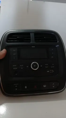 Radio Original Renault Kwid (121)