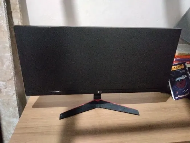 Monitor LG UltraWide 29" - Bem conservado - ACEITO PROPOSTA