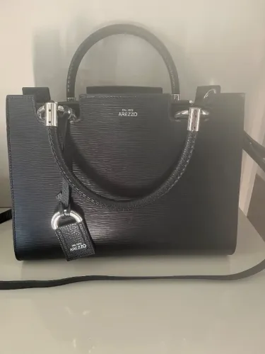 Bolsa Nova Arezzo Couro