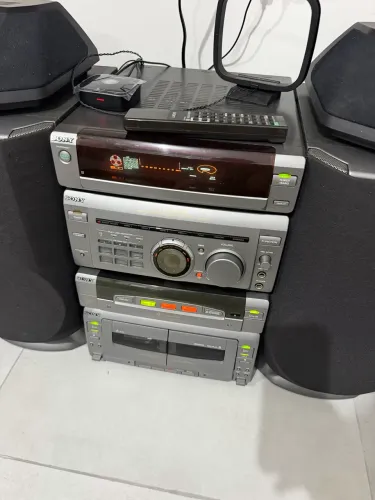 Mini System da Sony todo original em perfeito estado funcionando tudo