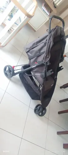 Carrinho e bebê conforto Cosco