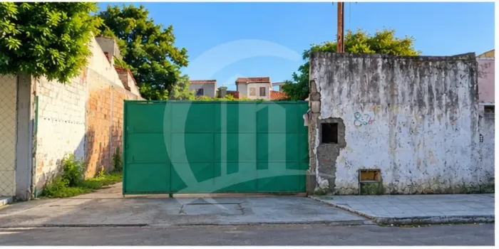 Casa à Venda no Siqueira Campos com Amplo Terreno com Excelente Potencial