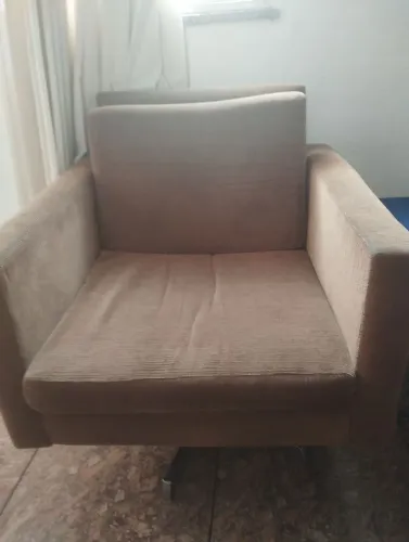 Duas Poltronas por 500,00