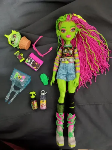 Reservado Pedro Neto Boneca Monster High Vênus G3