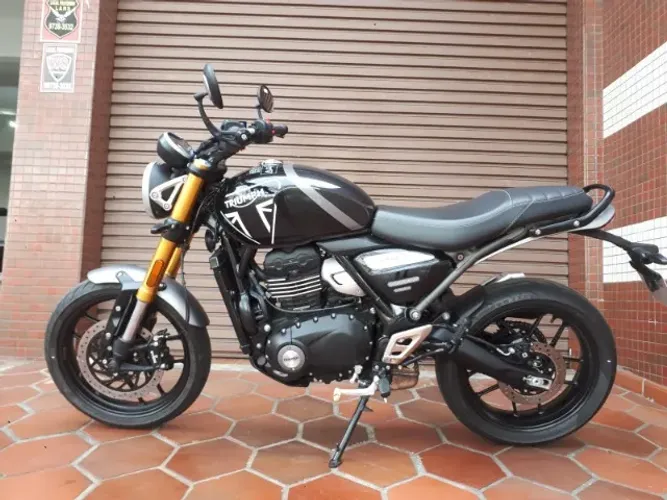 Triumph Speed 400 2025.