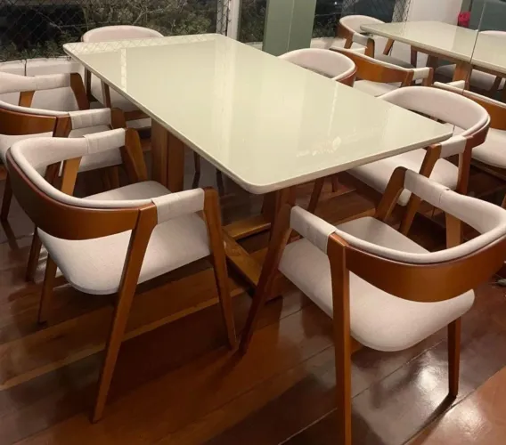 Mesa de Jantar 6 Cadeiras Safira em Madeira Maciça - Novo e embalado!!