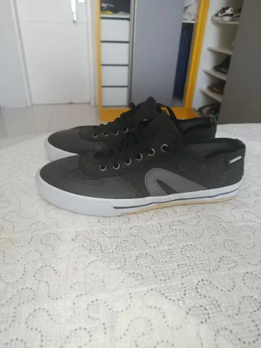 Tênis de futsal Rainha original
