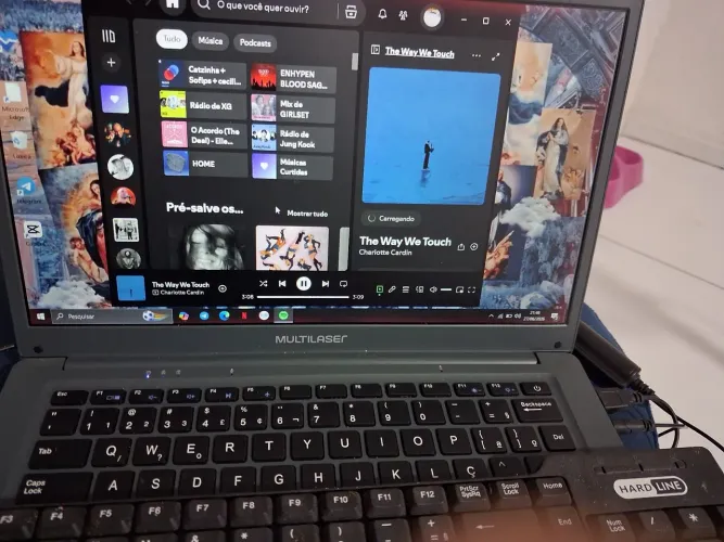 Notebook Multilaser conservado dou teclado e mini caixinha 650,00 PIX