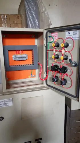 Quadro Elétrico De Comando Para UTA/AHU 30x20