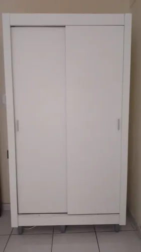 Guarda roupa solteiro