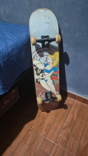Skate black sheep