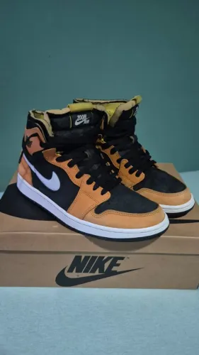 Air Jordan 1 Zoom Monarch Orange