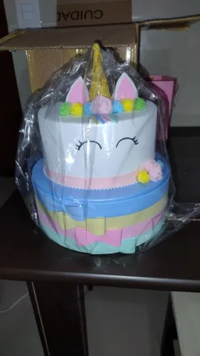 Bolo fake unicórnio