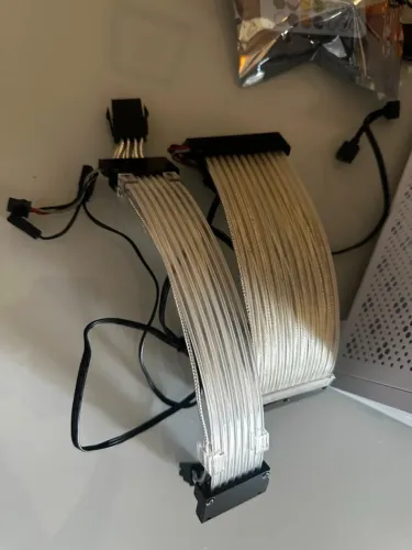 Cabos Sleeved aRGB para PC Gamer