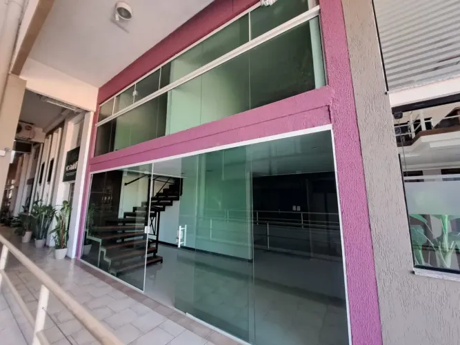 5023 Escritório para aluguel possui 64 metros quadrados em Centro - Taubaté - SP