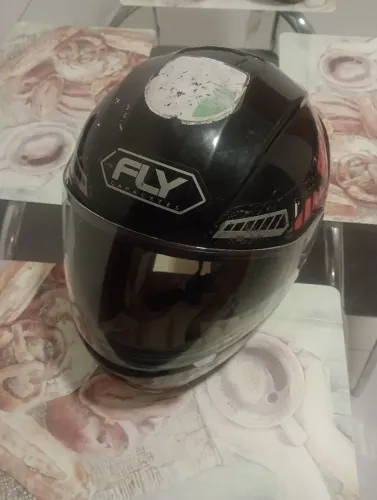 Capacete por 50: reais