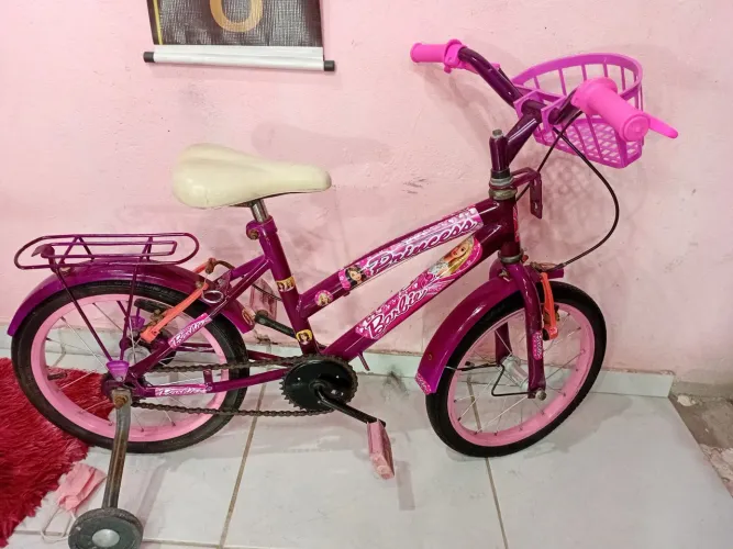Bicicleta aro 16 novinha da barbie 