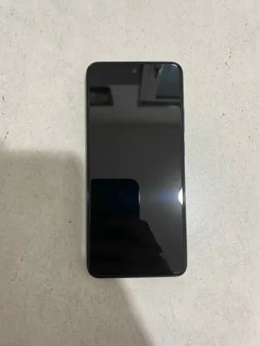 Motorola g35 com carregador e caixa