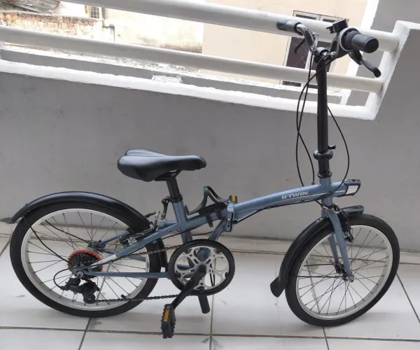 Vendo bicicleta dobrável com pouco tempo de uso