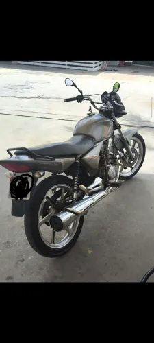 Titan 150 carburada 