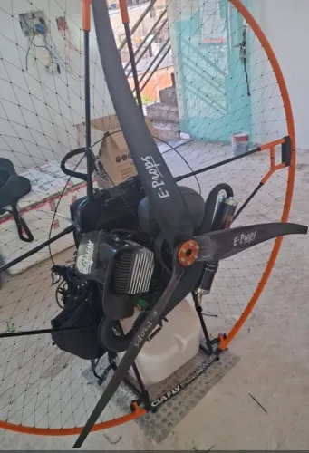 Paramotor MY25 Moster Dual Partida, Asa, Capacete